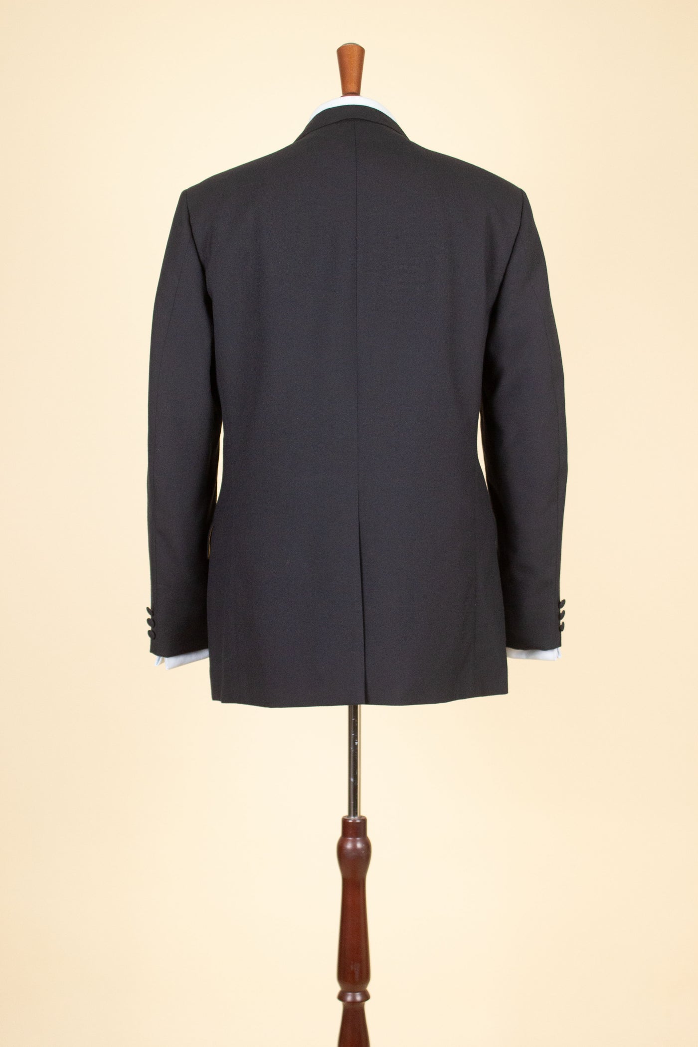 SWEDISH 1960S BLACK TWO PIECE DOUBLE BREASTED DEADSTOCK SUIT BY STRANDS. SIZE CA EU 50