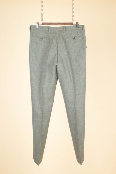 SWEDISH 1960S GREEN TWO PIECE SINGLE BREASTED DEADSTOCK SUIT BY JUNEX. SIZE CA EU 50
