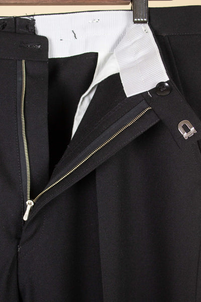 SWEDISH 1950S BLACK TWO PIECE SINGLE BREASTED WOOL WORSTED SUIT BY NOBEL. SIZE CA EU 52