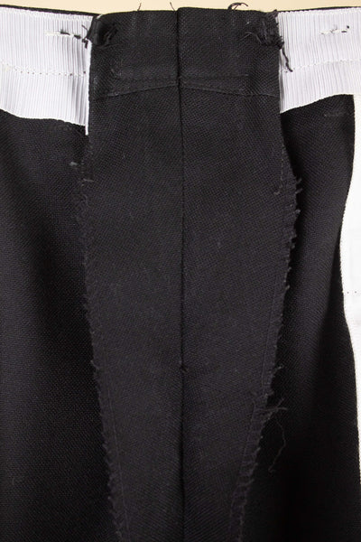 SWEDISH 1950S BLACK TWO PIECE SINGLE BREASTED WOOL WORSTED SUIT BY NOBEL. SIZE CA EU 52