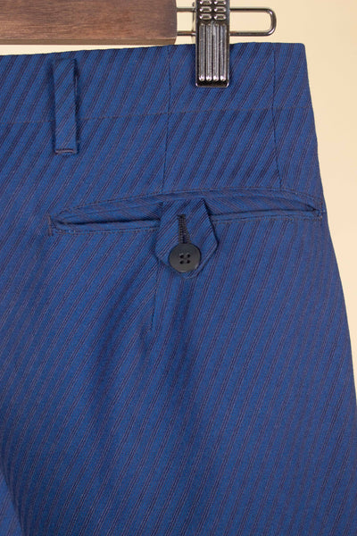 SWEDISH 1940S/1950S BLUE TWO PIECE SINGLE BREASTED SUIT WITH STRIPES BY FUNK. SIZE CA EU 46-48