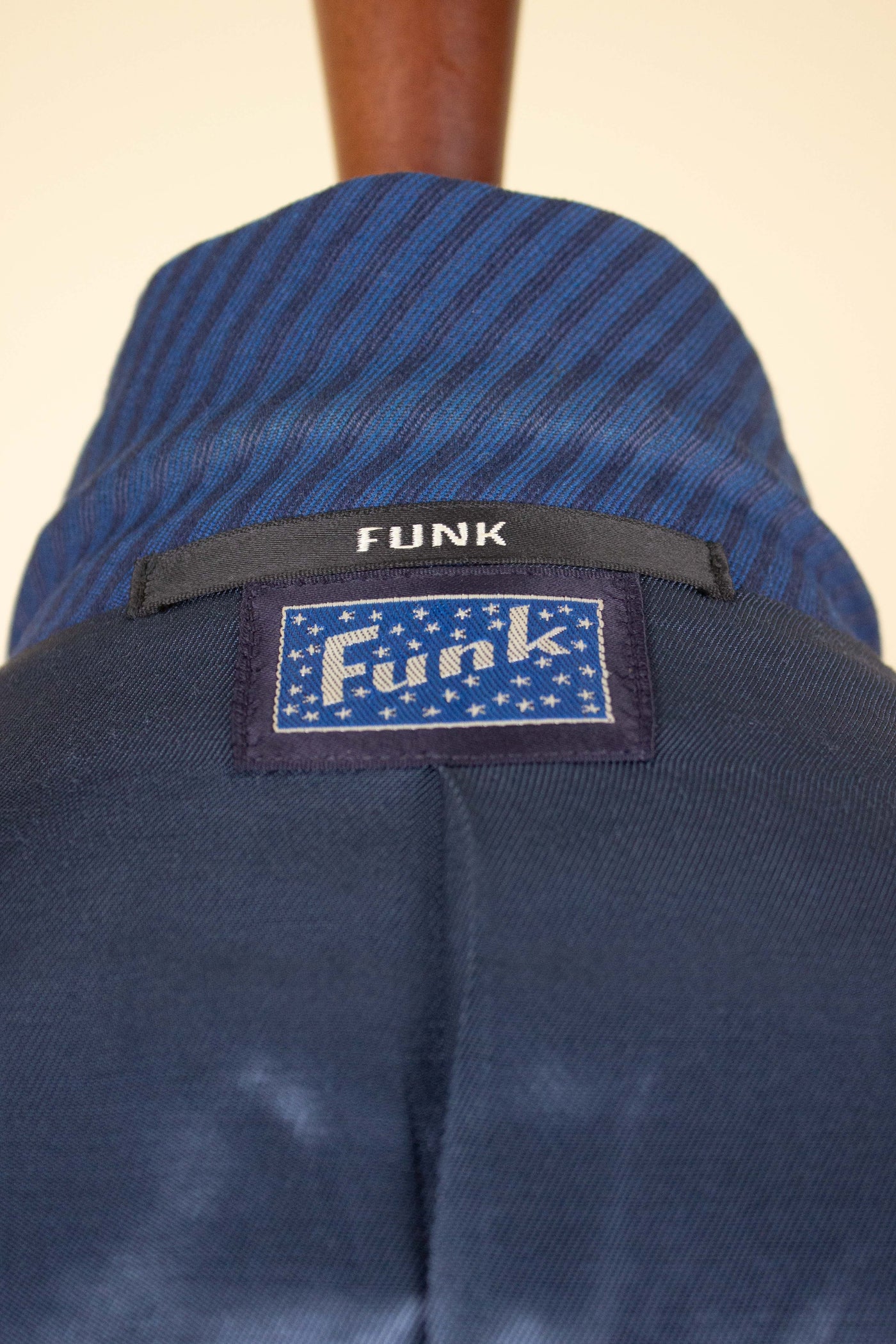 SWEDISH 1940S/1950S BLUE TWO PIECE SINGLE BREASTED SUIT WITH STRIPES BY FUNK. SIZE CA EU 46-48