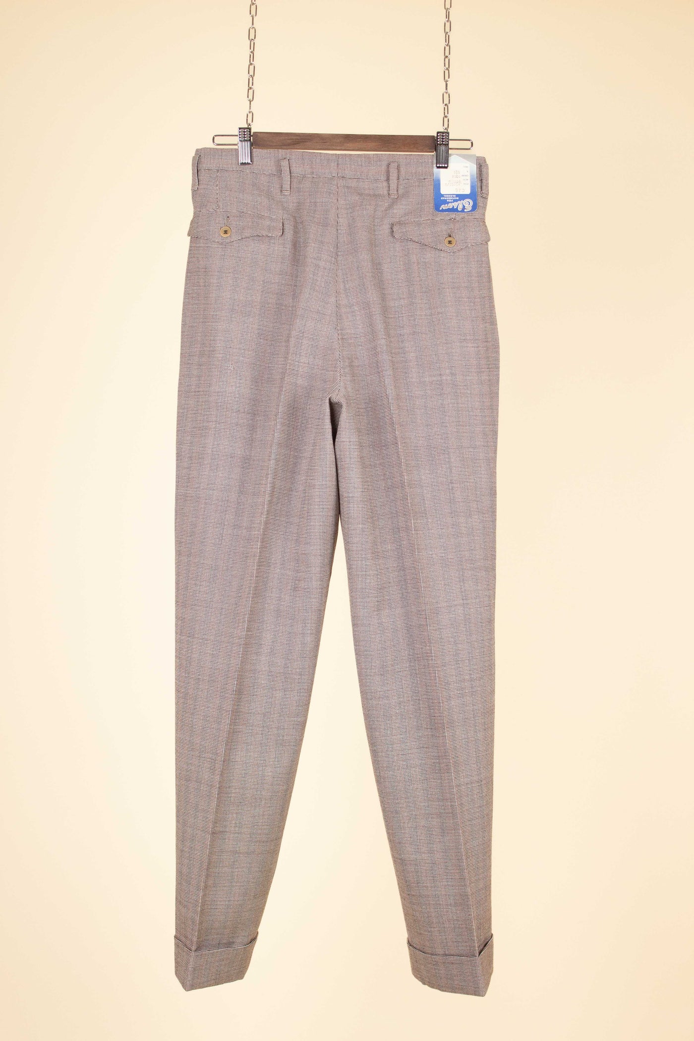SWEDISH 1940S BROWN STRIPED TWO PIECE DEADSTOCK SINGLE BREASTED SUIT BY ELSON. SIZE CA EU 46