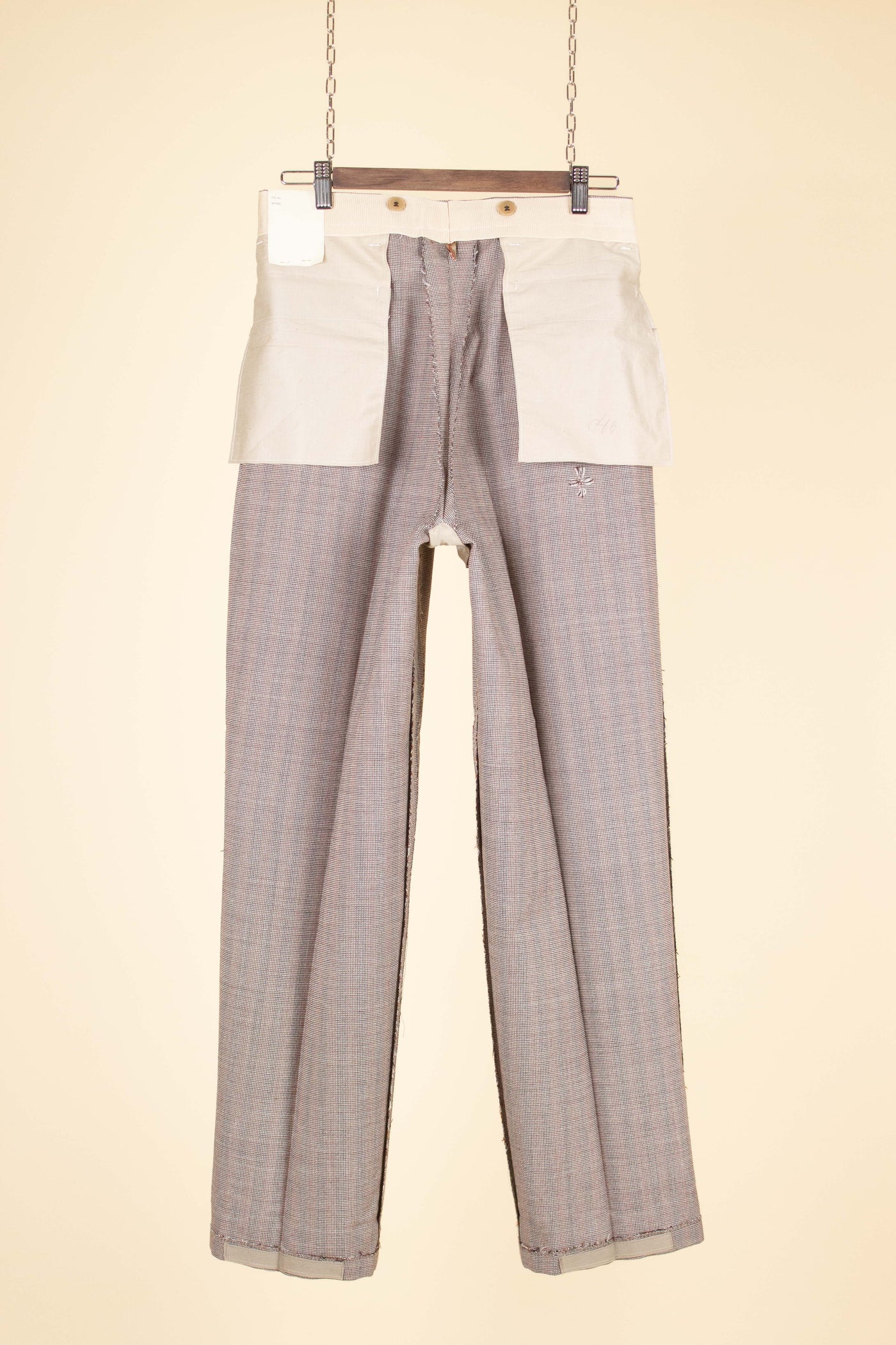 SWEDISH 1940S BROWN STRIPED TWO PIECE DEADSTOCK SINGLE BREASTED SUIT BY ELSON. SIZE CA EU 46