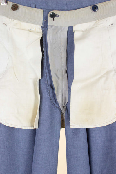 SWEDISH 1940S/1950S LIGHT BLUE TWO PIECE SINGLE BREASTED SUIT BY MASTERHAND. SIZE CA EU 46-48