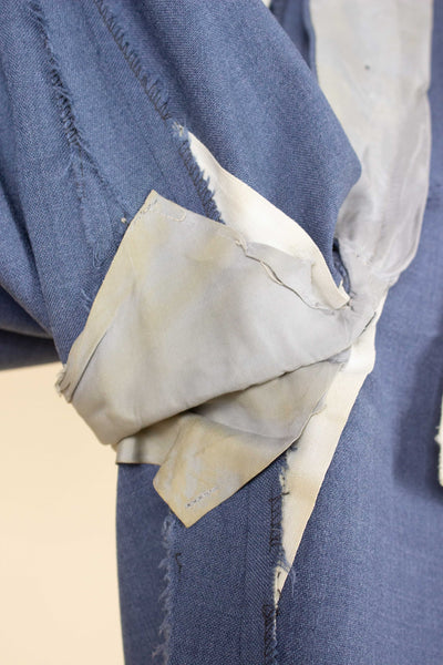 SWEDISH 1940S/1950S LIGHT BLUE TWO PIECE SINGLE BREASTED SUIT BY MASTERHAND. SIZE CA EU 46-48