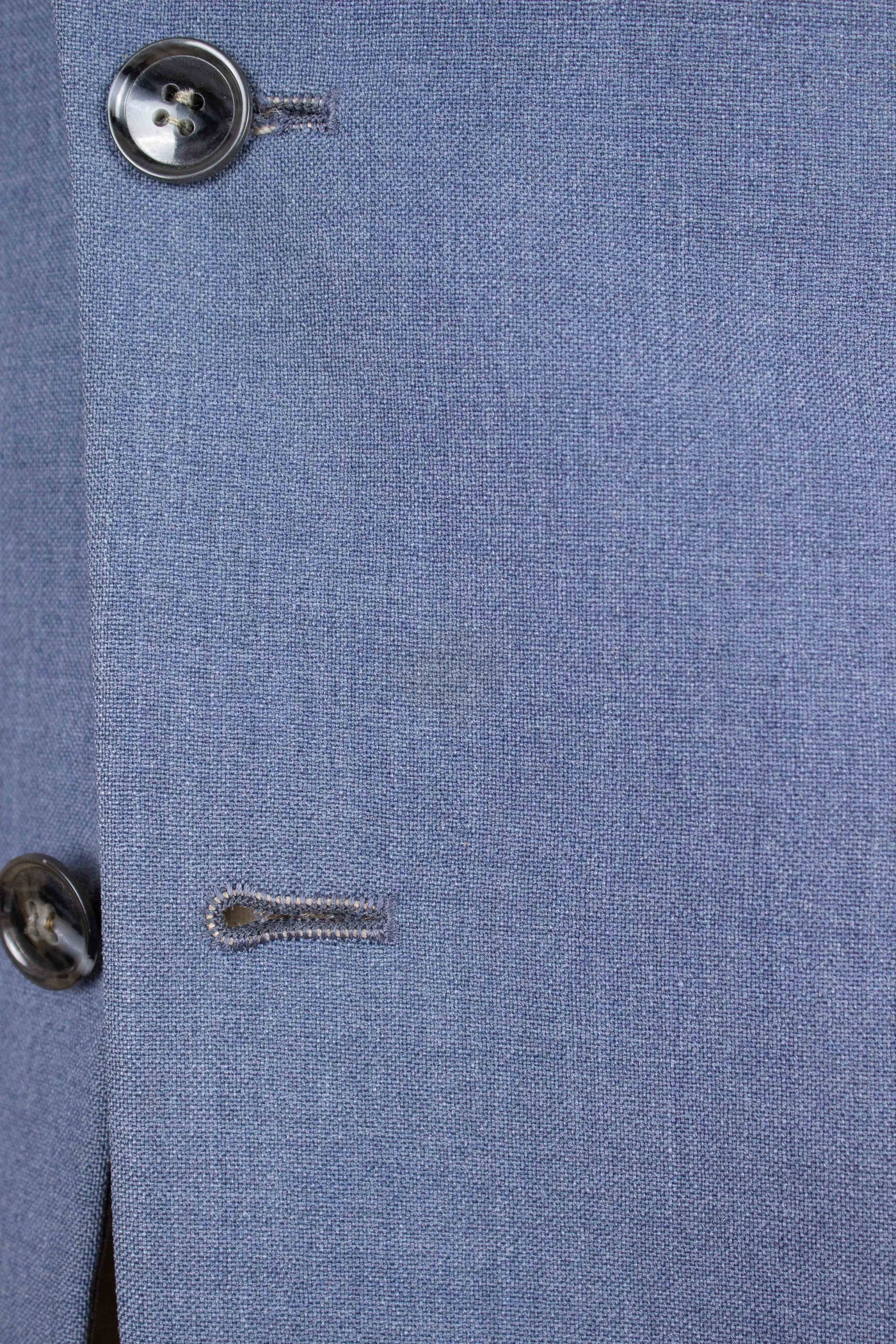 SWEDISH 1940S/1950S LIGHT BLUE TWO PIECE SINGLE BREASTED SUIT BY MASTERHAND. SIZE CA EU 46-48