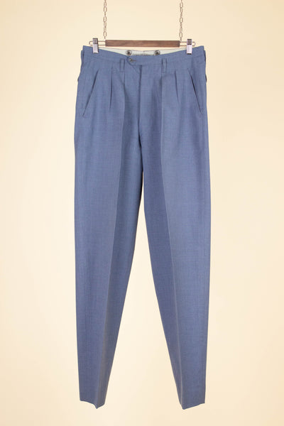 SWEDISH 1940S/1950S LIGHT BLUE TWO PIECE SINGLE BREASTED SUIT BY MASTERHAND. SIZE CA EU 46-48