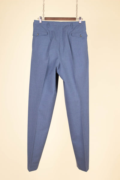 SWEDISH 1940S/1950S LIGHT BLUE TWO PIECE SINGLE BREASTED SUIT BY MASTERHAND. SIZE CA EU 46-48