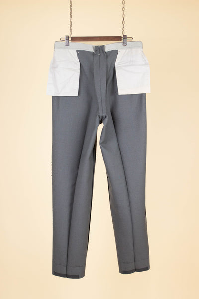 SWEDISH 1950S GREY TWO PIECE SINGLE BREASTED DEADSTOCK SUIT BY SCHLASBERGS. SIZE CA EU 48