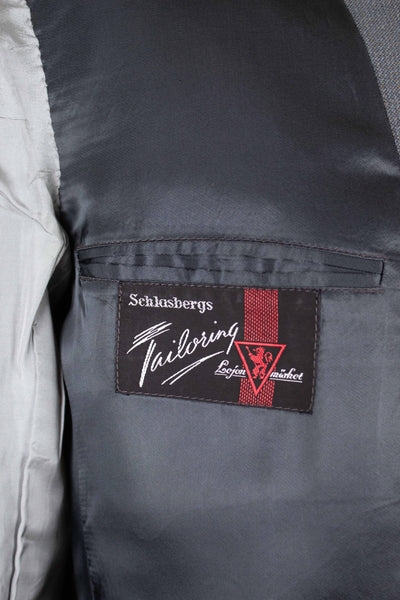 SWEDISH 1950S GREY TWO PIECE SINGLE BREASTED DEADSTOCK SUIT BY SCHLASBERGS. SIZE CA EU 48