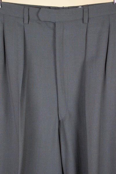 SWEDISH 1950S GREY TWO PIECE SINGLE BREASTED DEADSTOCK SUIT BY SIR. SIZE CA EU 48-50