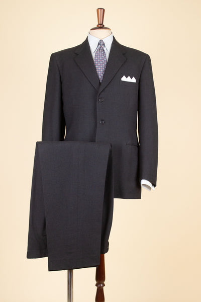 SWEDISH 1940S/1950S DARK GREY TWO PIECE SINGLE BREASTED SUIT BY KABOM. SIZE CA EU 50