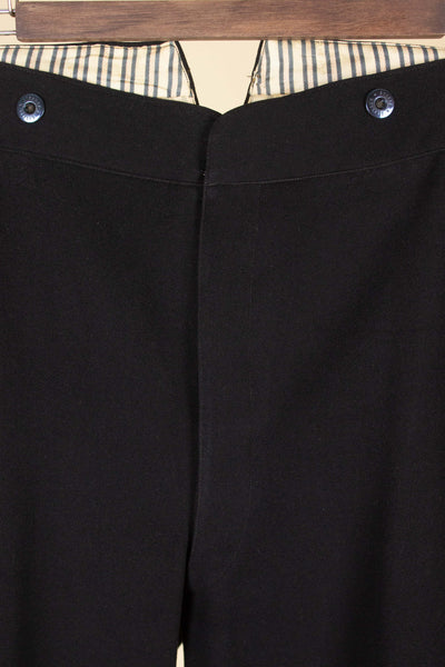 SWEDISH LATE 1800S/EARLY 1900 BLACK THREE PIECE SUIT BY A.B. AXEL KARLSON & CO. SIZE CA EU 46-48