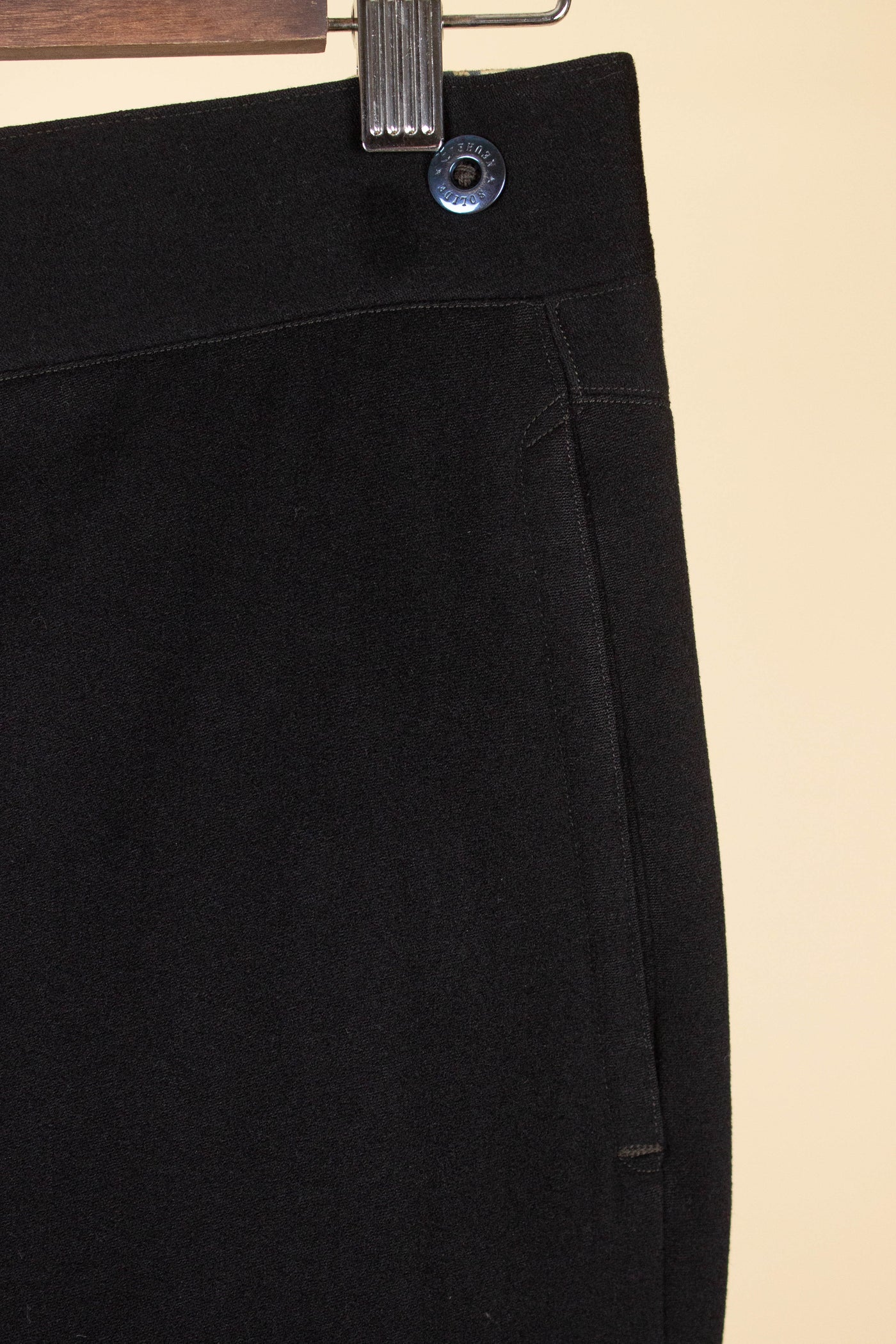 SWEDISH LATE 1800S/EARLY 1900 BLACK THREE PIECE SUIT BY A.B. AXEL KARLSON & CO. SIZE CA EU 46-48