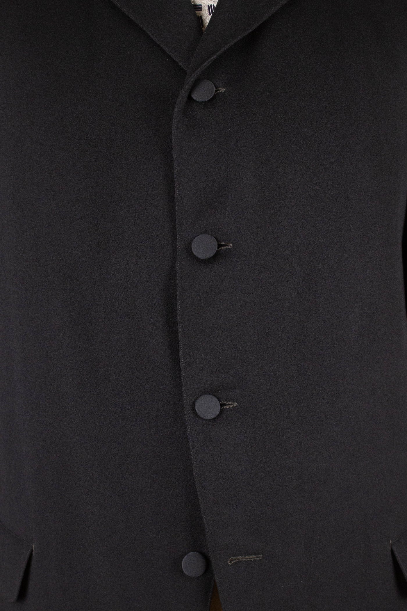 SWEDISH LATE 1800S/EARLY 1900 BLACK THREE PIECE SUIT BY A.B. AXEL KARLSON & CO. SIZE CA EU 46-48