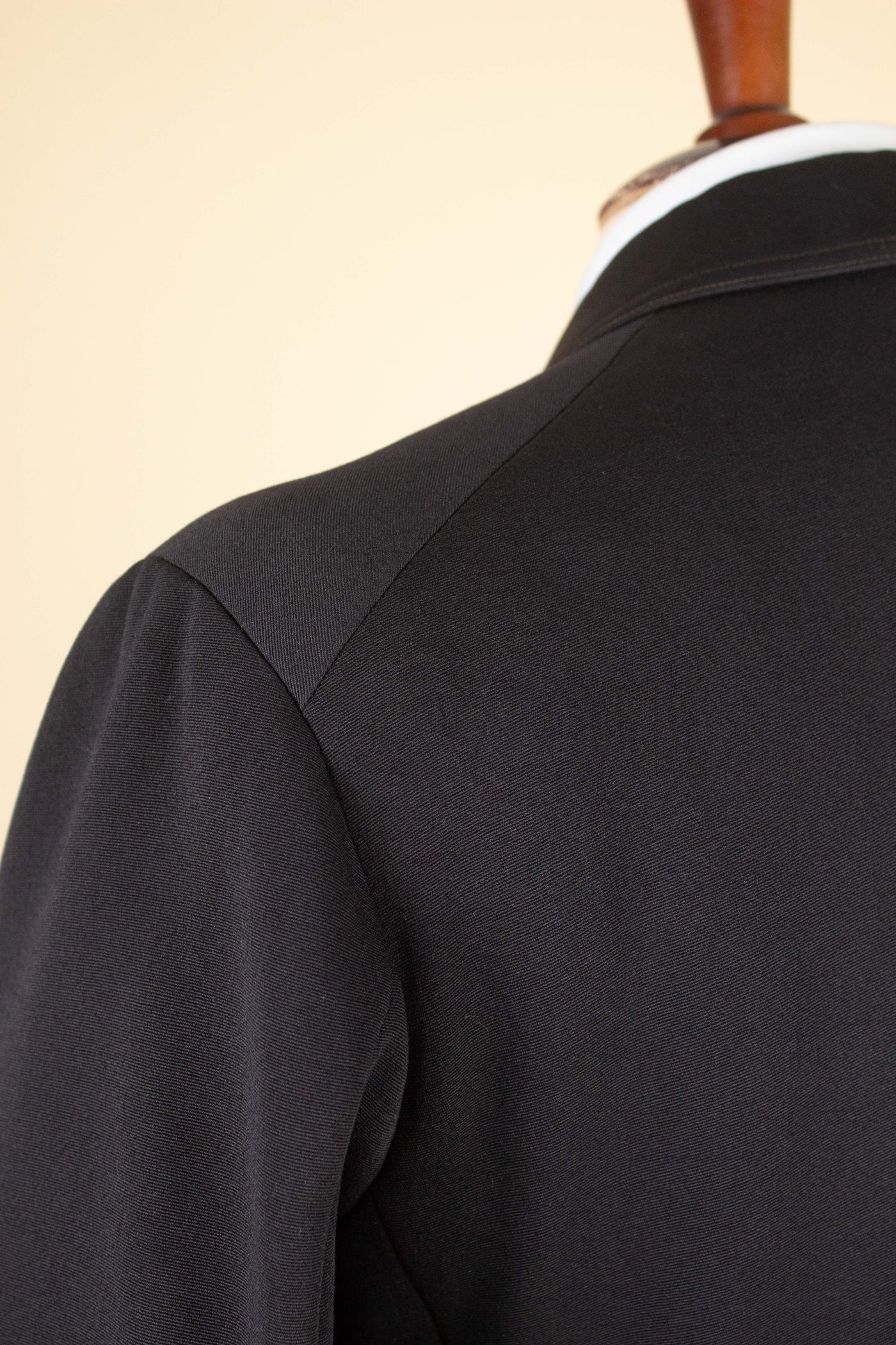 SWEDISH LATE 1800/EARLY 1900 BLACK THREE PIECE SINGLE BREASTED SUIT. SIZE CA EU 46-48