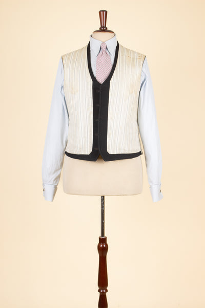 SWEDISH LATE 1800/EARLY 1900 BLACK THREE PIECE SINGLE BREASTED SUIT. SIZE CA EU 46-48