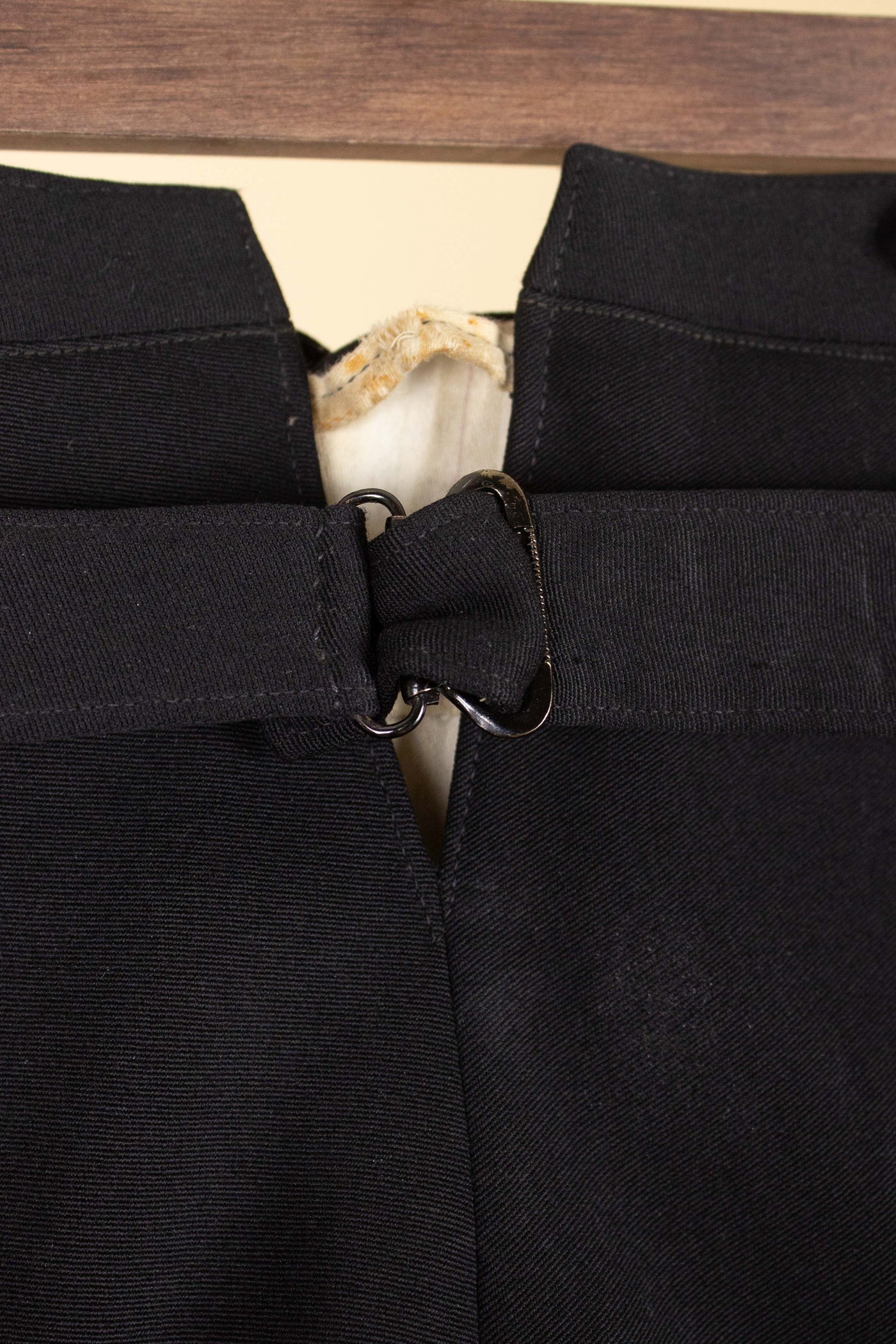 SWEDISH LATE 1800/EARLY 1900 BLACK THREE PIECE SINGLE BREASTED SUIT. SIZE CA EU 46-48