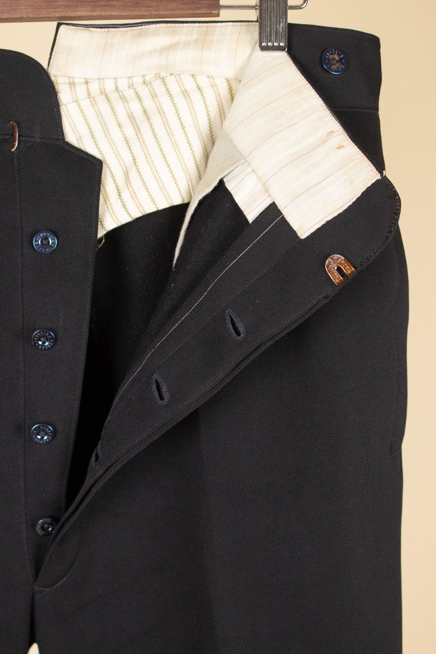 SWEDISH LATE 1800/EARLY 1900 BLACK THREE PIECE SINGLE BREASTED SUIT. SIZE CA EU 46-48