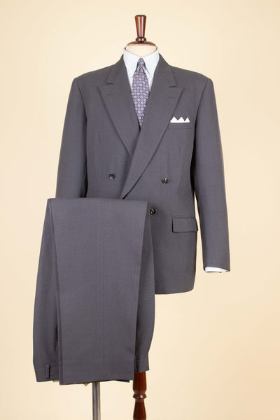 SWEDISH 1940S/1950S GREY PRINCE OF WALES CHECK TWO PIECE SUIT BY ÖRNKLÄDER. SIZE CA EU 50-52