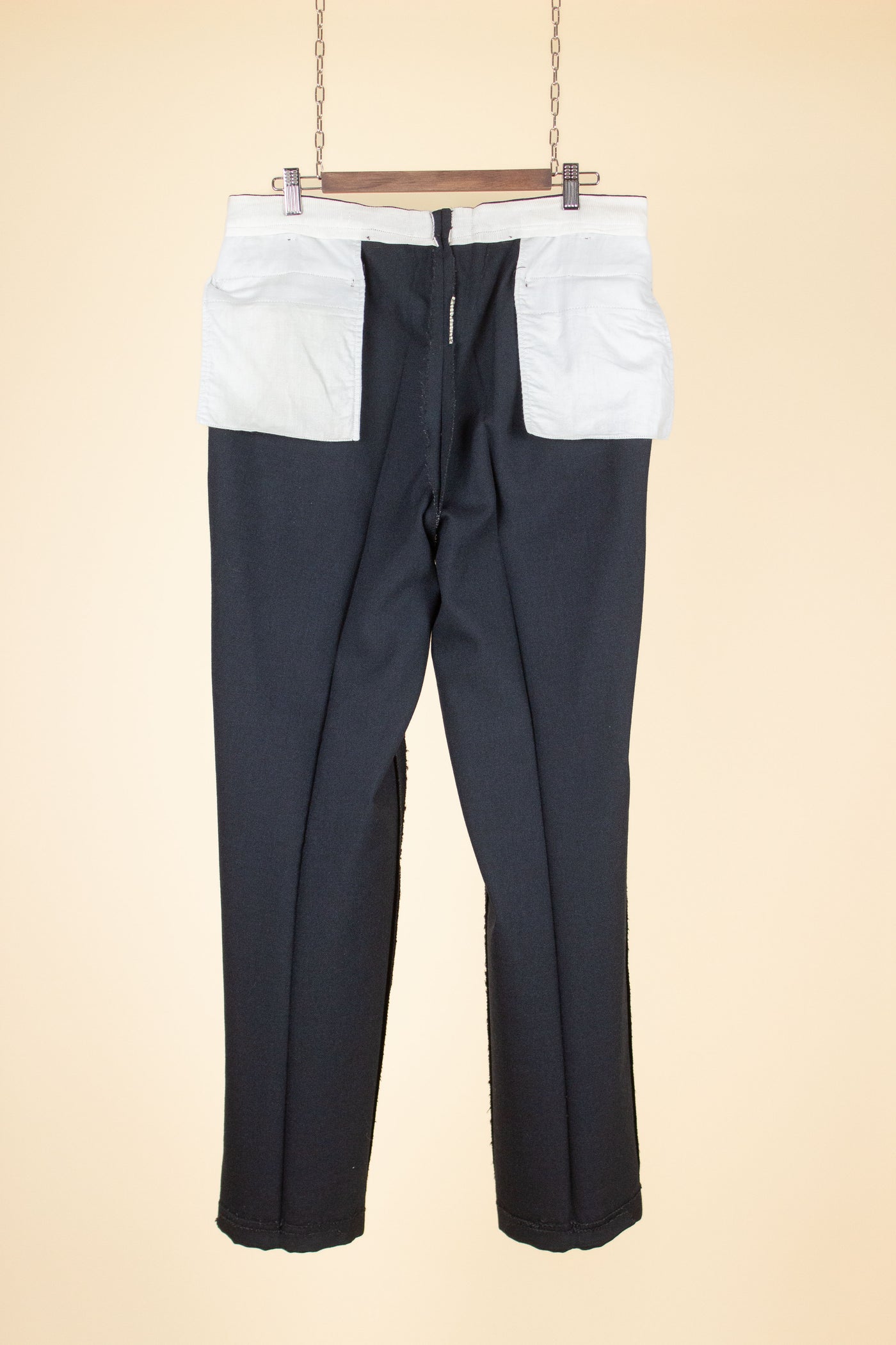 SWEDISH 1950S GREY-BLUE TWO PIECE SINGLE BREASTED SUIT BY STADION. SIZE CA EU 50
