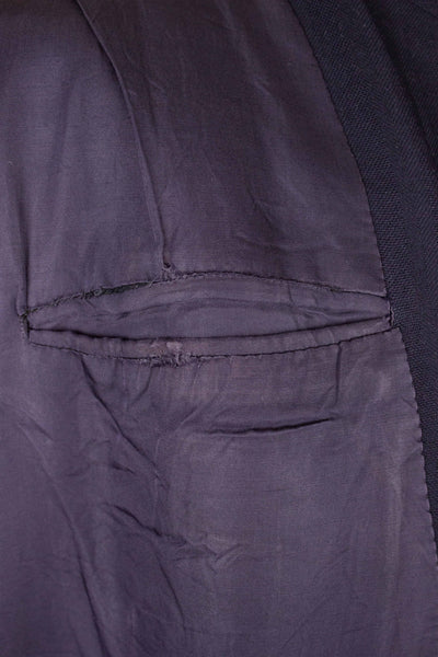 SWEDISH 1942 DARK BLUE STRIPED THREE PIECE BESPOKE SUIT BY STRÖMS. SIZE CA EU 52-54