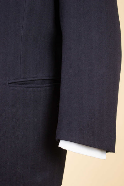 SWEDISH 1942 DARK BLUE STRIPED THREE PIECE BESPOKE SUIT BY STRÖMS. SIZE CA EU 52-54