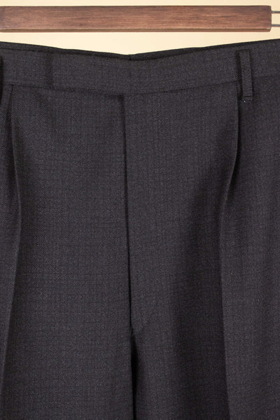 SWEDISH 1960S DARK GREY TWO PIECE SINGE BREASTED SUIT BY ELSON. SIZE CA EU 48