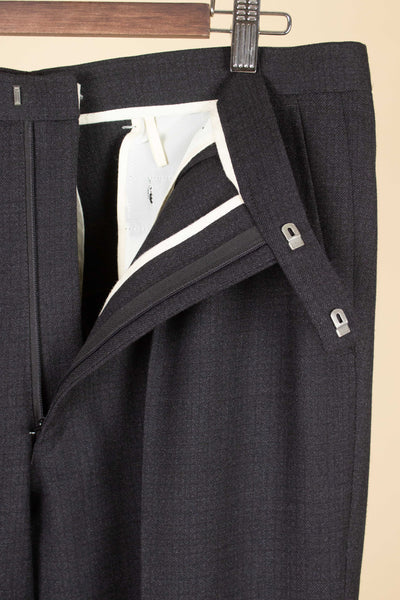 SWEDISH 1960S DARK GREY TWO PIECE SINGE BREASTED SUIT BY ELSON. SIZE CA EU 48