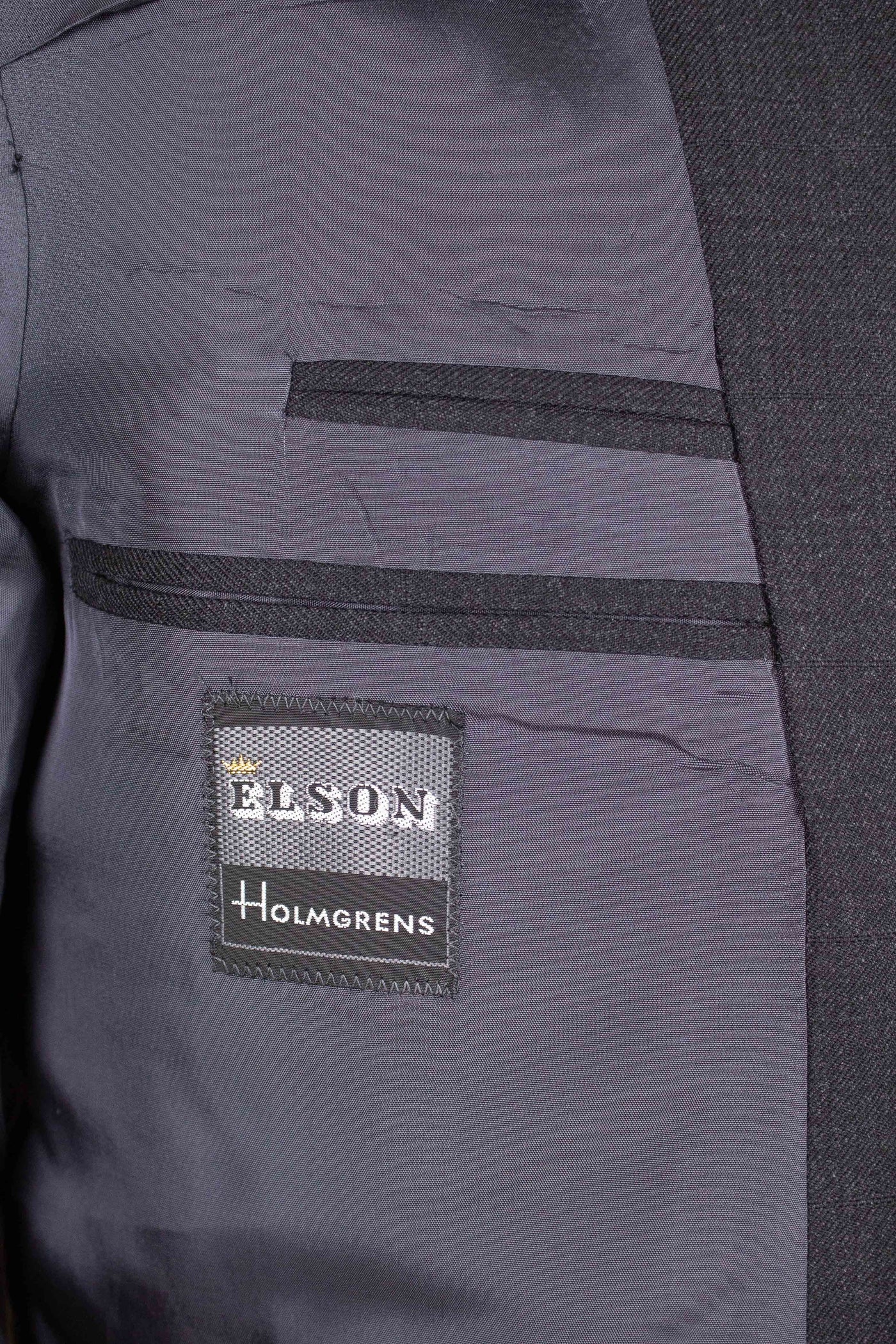 SWEDISH 1960S DARK GREY TWO PIECE SINGE BREASTED SUIT BY ELSON. SIZE CA EU 48