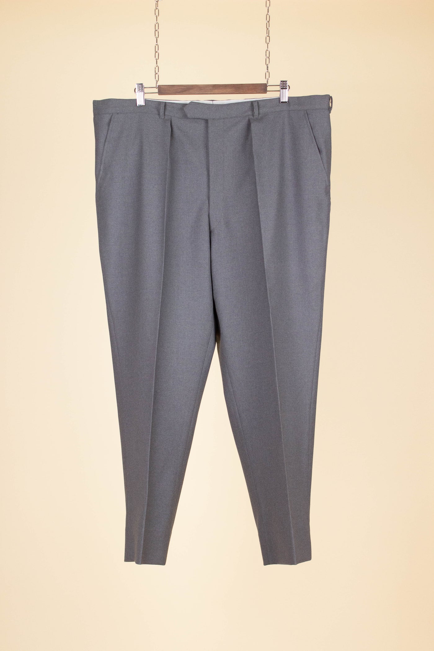 SWEDISH 1950S/1960S MID-GREY SINGLE BREASTED TWO PIECE SUIT BY G. THULIN.  SIZE CA EU 54 SHORT