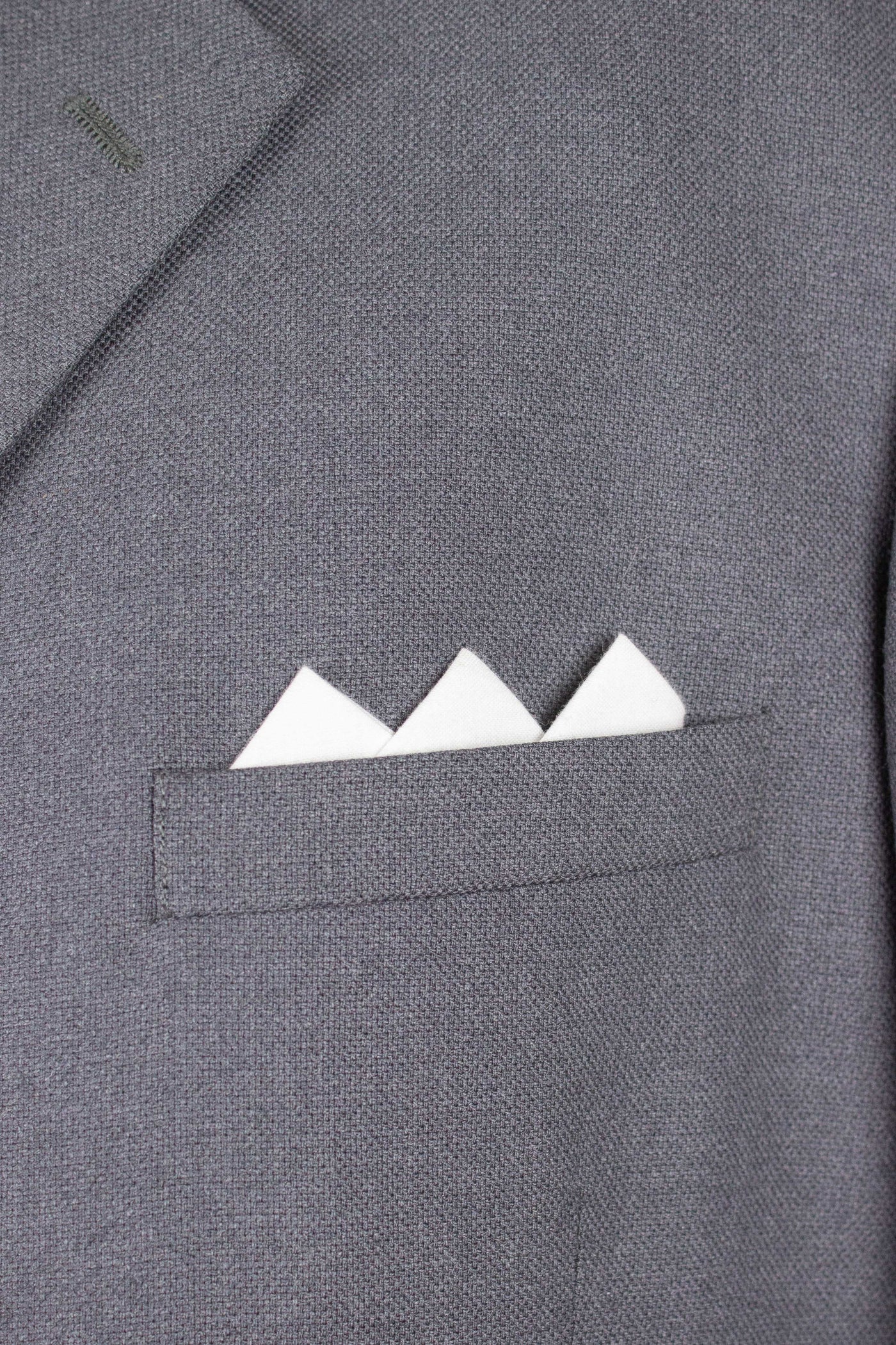 SWEDISH 1950S/1960S MID-GREY SINGLE BREASTED TWO PIECE SUIT BY G. THULIN.  SIZE CA EU 54 SHORT