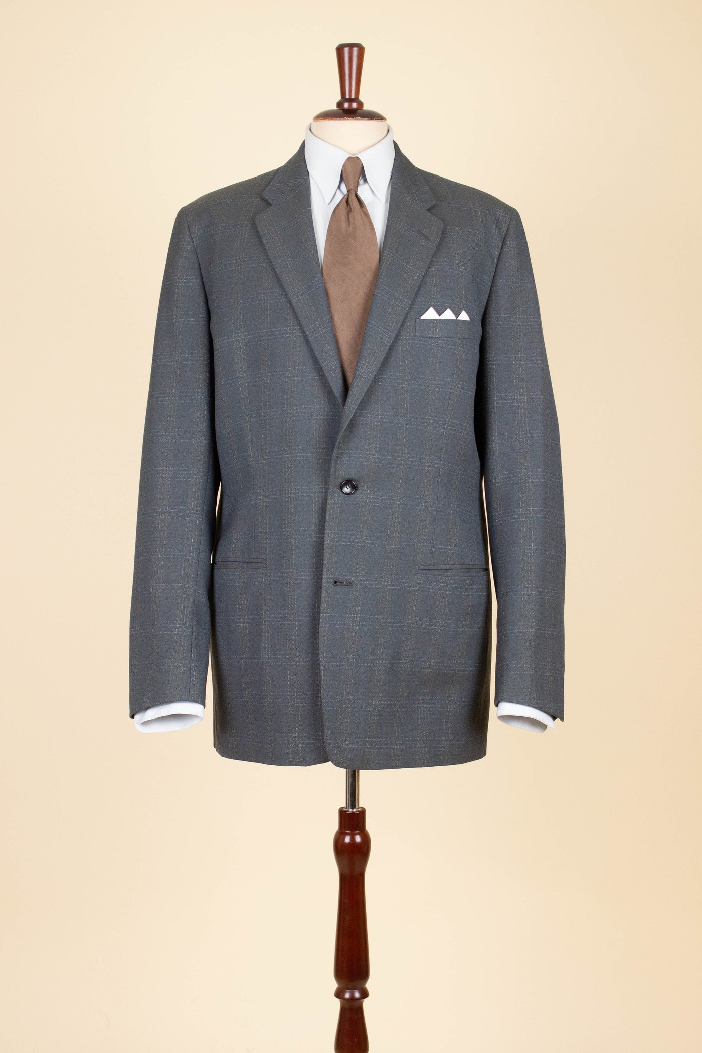 SWEDISH 1950S BLUE-GREEN CHECKERED TWO PIECE SUIT BY ESSGE. SIZE CA EU 50 LONG