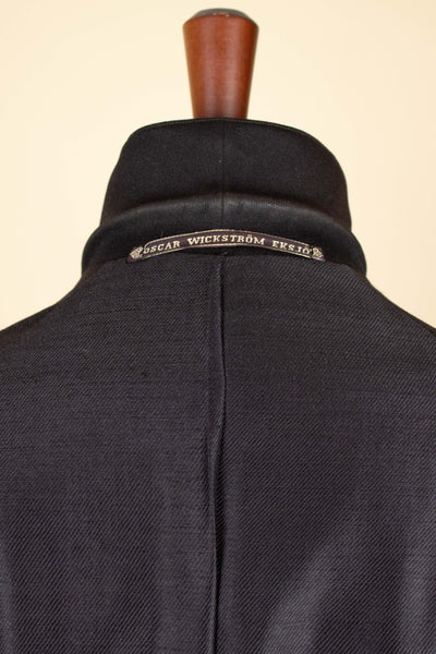 SWEDISH BLACK 1908 BESPOKE SINGLE BREASTED FROCK COAT SET. SIZE CA EU 44