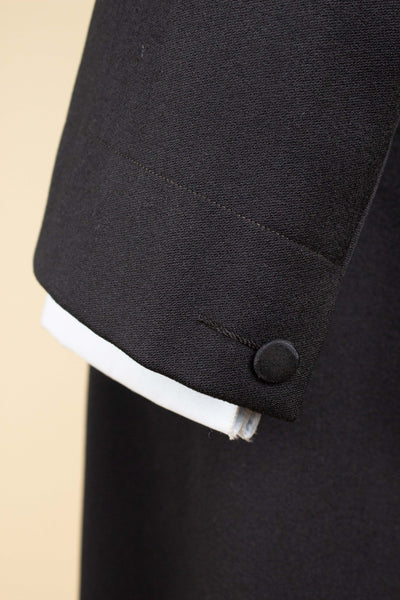 SWEDISH BLACK 1908 BESPOKE SINGLE BREASTED FROCK COAT SET. SIZE CA EU 44