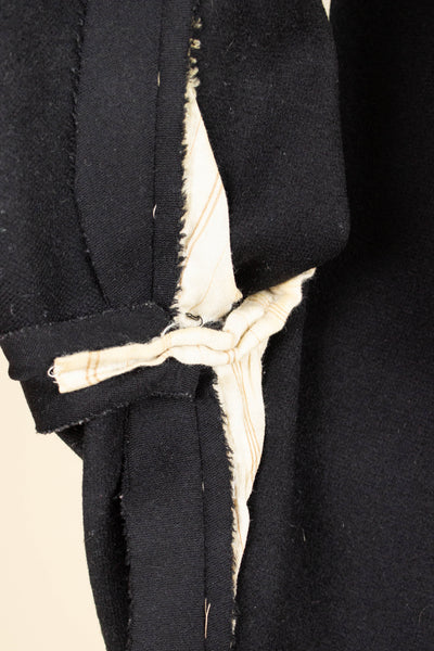 SWEDISH BLACK 1908 BESPOKE SINGLE BREASTED FROCK COAT SET. SIZE CA EU 44