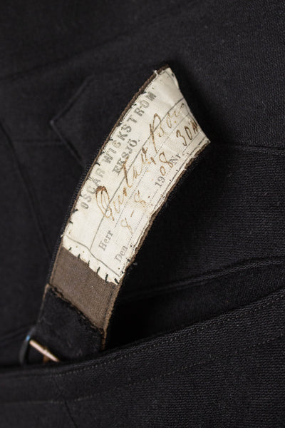 SWEDISH BLACK 1908 BESPOKE SINGLE BREASTED FROCK COAT SET. SIZE CA EU 44