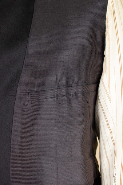 SWEDISH BLACK 1908 BESPOKE SINGLE BREASTED FROCK COAT SET. SIZE CA EU 44