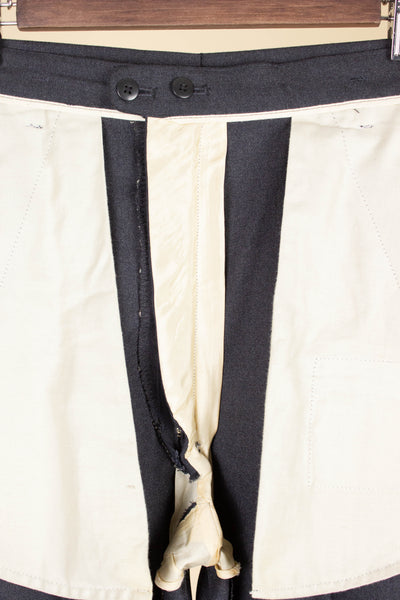 SWEDISH 1950S DARK GREY TWO PIECE SUIT BY PAUL U BERGSTRÖM. SIZE CA EU 44 LONG