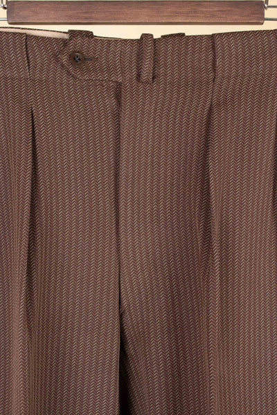 SWEDISH 1940S BROWN STRIPED SINGLE BREASTED SUIT BY ÖRNKLÄDER. SIZE CA EU 46-48