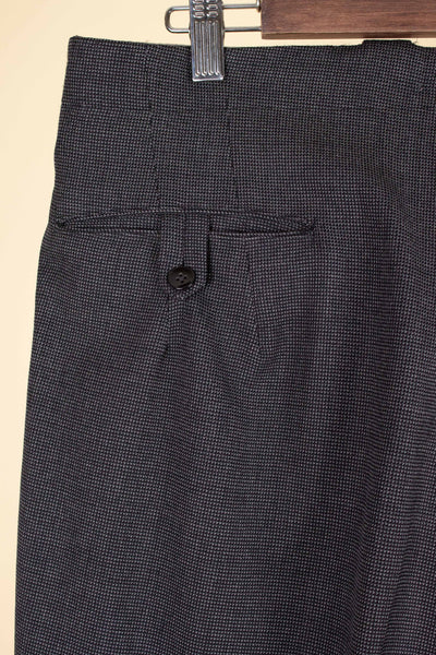 SWEDISH 1947 BESPOKE THREE PIECE SUIT BY AB SANDBERG & JOHANNESSON. SIZE CA 50-52