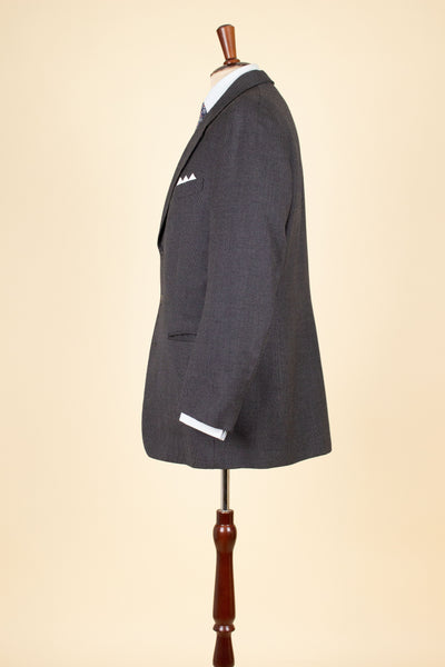 SWEDISH 1947 BESPOKE THREE PIECE SUIT BY AB SANDBERG & JOHANNESSON. SIZE CA 50-52