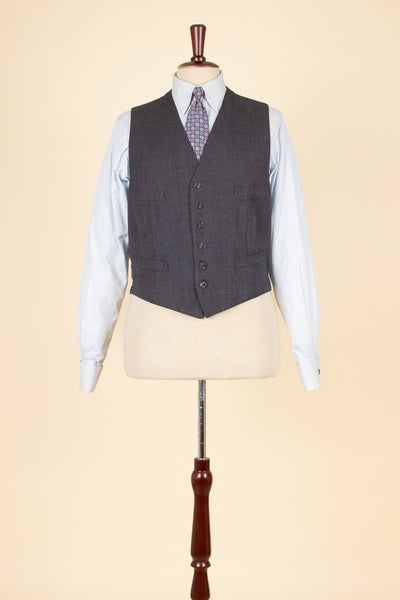 SWEDISH 1947 BESPOKE THREE PIECE SUIT BY AB SANDBERG & JOHANNESSON. SIZE CA 50-52
