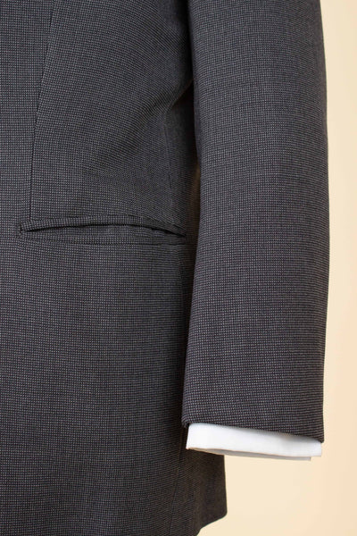 SWEDISH 1947 BESPOKE THREE PIECE SUIT BY AB SANDBERG & JOHANNESSON. SIZE CA 50-52