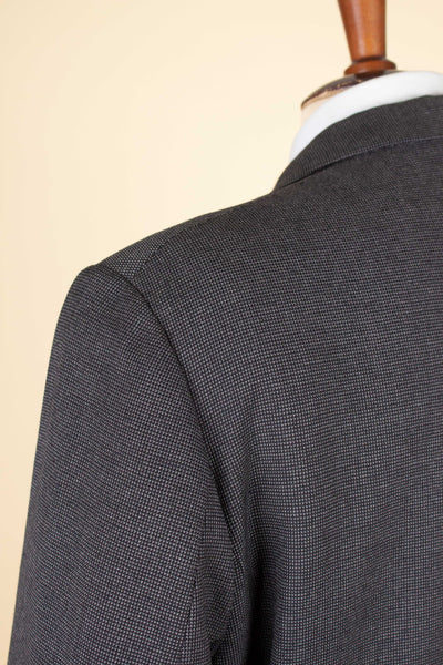 SWEDISH 1947 BESPOKE THREE PIECE SUIT BY AB SANDBERG & JOHANNESSON. SIZE CA 50-52