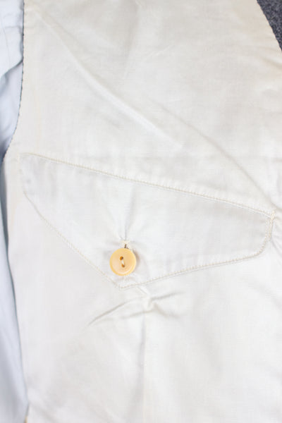 SWEDISH 1955 GREY MÉLANGE THREE PIECE BESPOKE SUIT BY MEA. SIZE CA EU 48