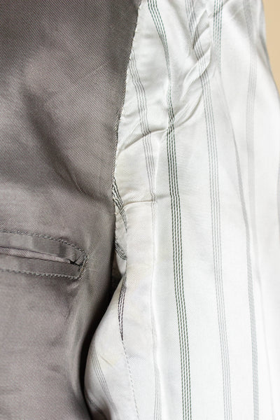 SWEDISH 1955 GREY MÉLANGE THREE PIECE BESPOKE SUIT BY MEA. SIZE CA EU 48