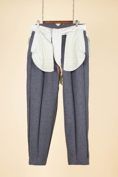 SWEDISH 1955 GREY MÉLANGE THREE PIECE BESPOKE SUIT BY MEA. SIZE CA EU 48