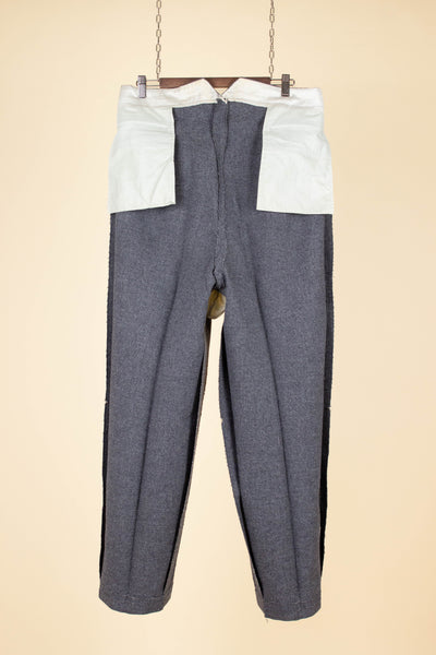 SWEDISH 1955 GREY MÉLANGE THREE PIECE BESPOKE SUIT BY MEA. SIZE CA EU 48